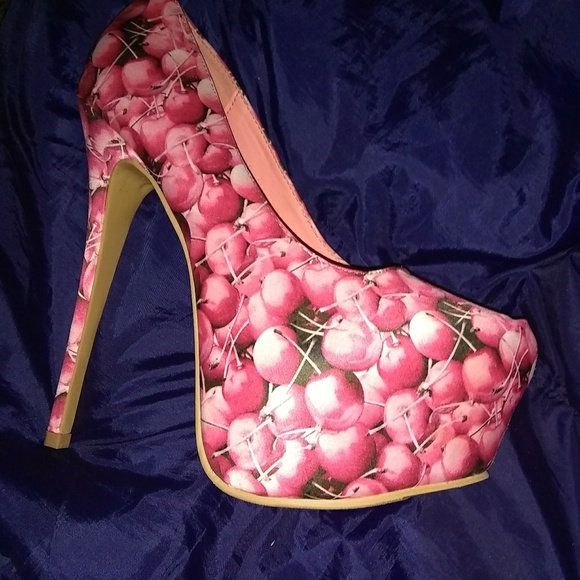Shoe Republic LA Shoes - Stiletto Shoe Republic LA Shoes - Stiletto